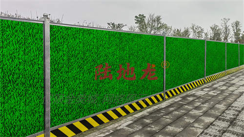 凉山州西昌市城市更新工程成都陆地龙现货供应3.0米高彩钢围挡板高原环境适应性说明